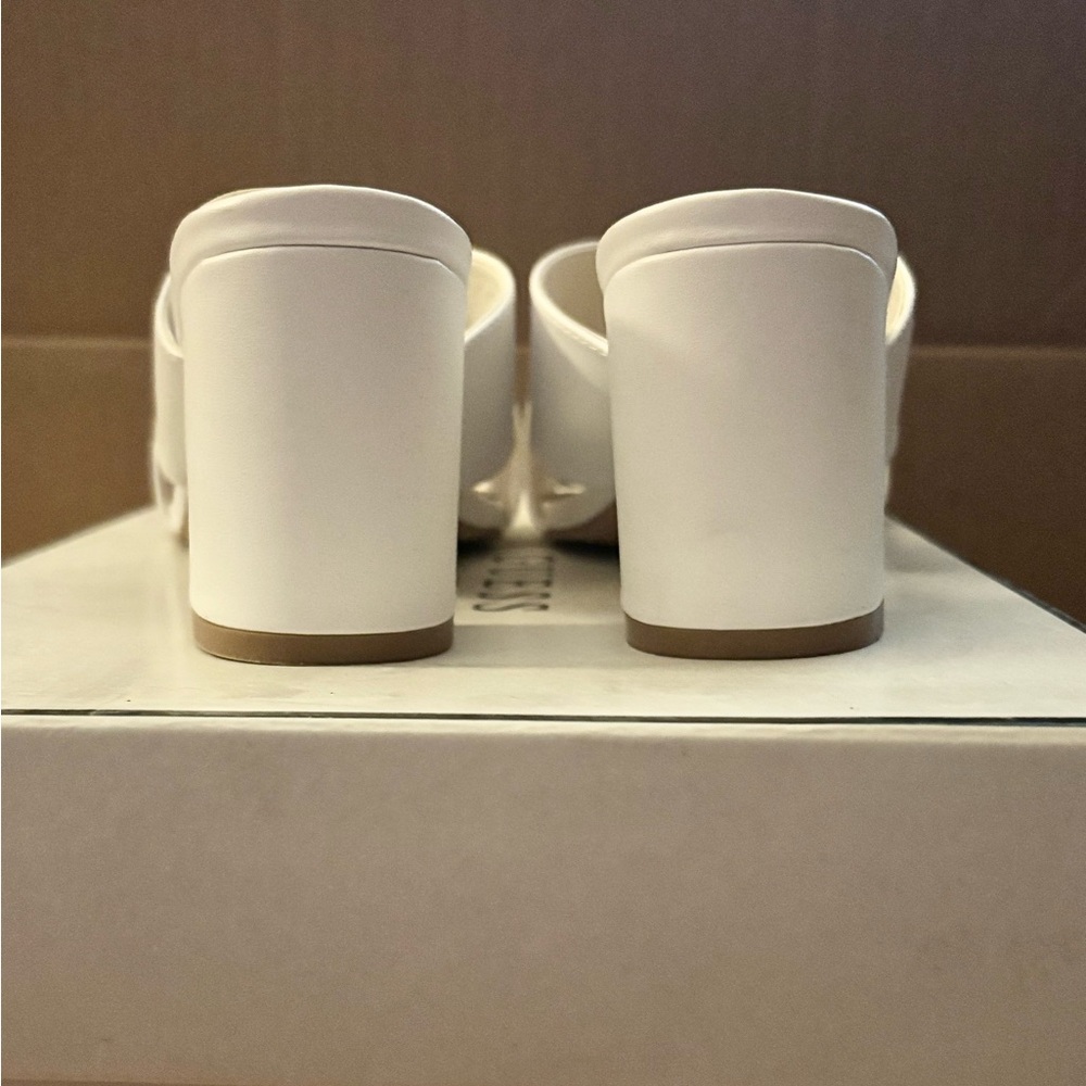 Guess-White Mules with Criss-Cross Straps-Size 9 - Picture 3 of 8